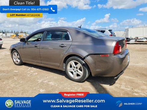 Used 2010 Chevrolet Malibu LT w/ Power Convenience Package image 3
