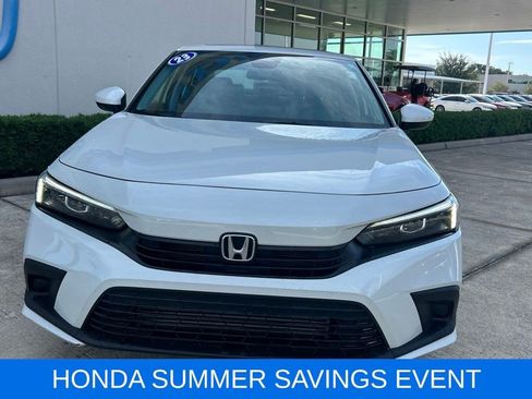 Used 2023 Honda Civic EX image 2