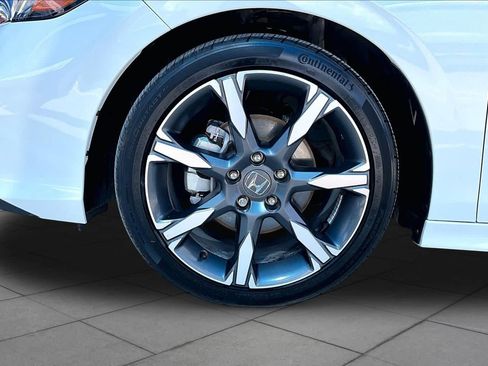 Used 2025 Honda Civic Sport Touring image 11
