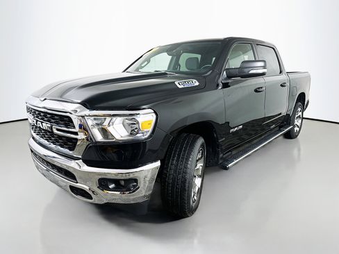 Used 2022 RAM 1500 Big Horn AWD/4WD image 3