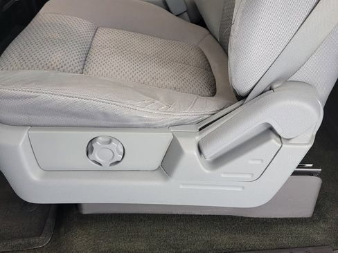 Used 2011 Ford F150 XLT w/ Trailer Tow Pkg RWD image 16