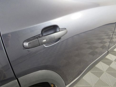 Used 2019 GMC Acadia SLE w/ LPO, Floor Liner Package FWD image 31