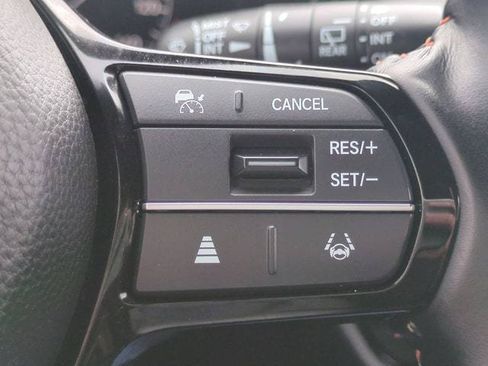 Used 2025 Honda HR-V Sport image 25