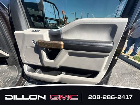 Used 2019 Ford F150 XLT w/ Equipment Group 302A Luxury AWD/4WD image 20