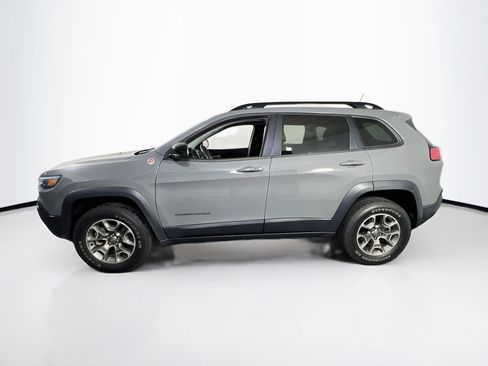 Used 2022 Jeep Cherokee Trailhawk AWD/4WD image 8
