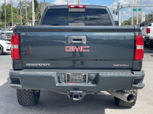 Used 2019 GMC Sierra 2500 Denali w/ Duramax Plus Package image 17