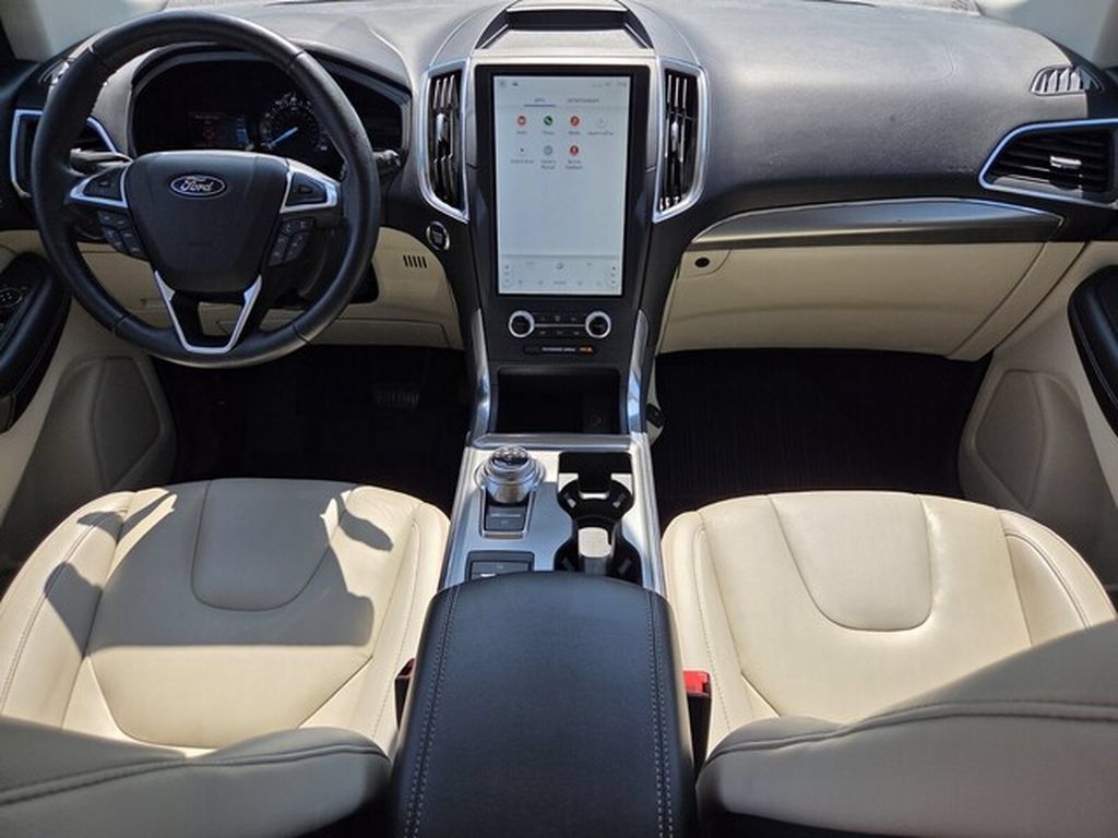 Certified 2022 Ford Edge Titanium AWD/4WD image 15