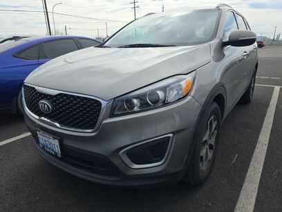 Used 2017 Kia Sorento LX