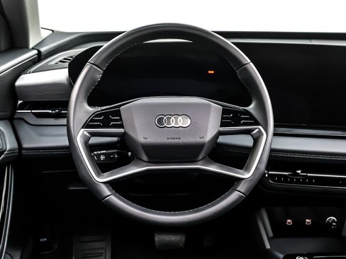 Used 2025 Audi Q6 e-tron Premium w/ Convenience Package image 19