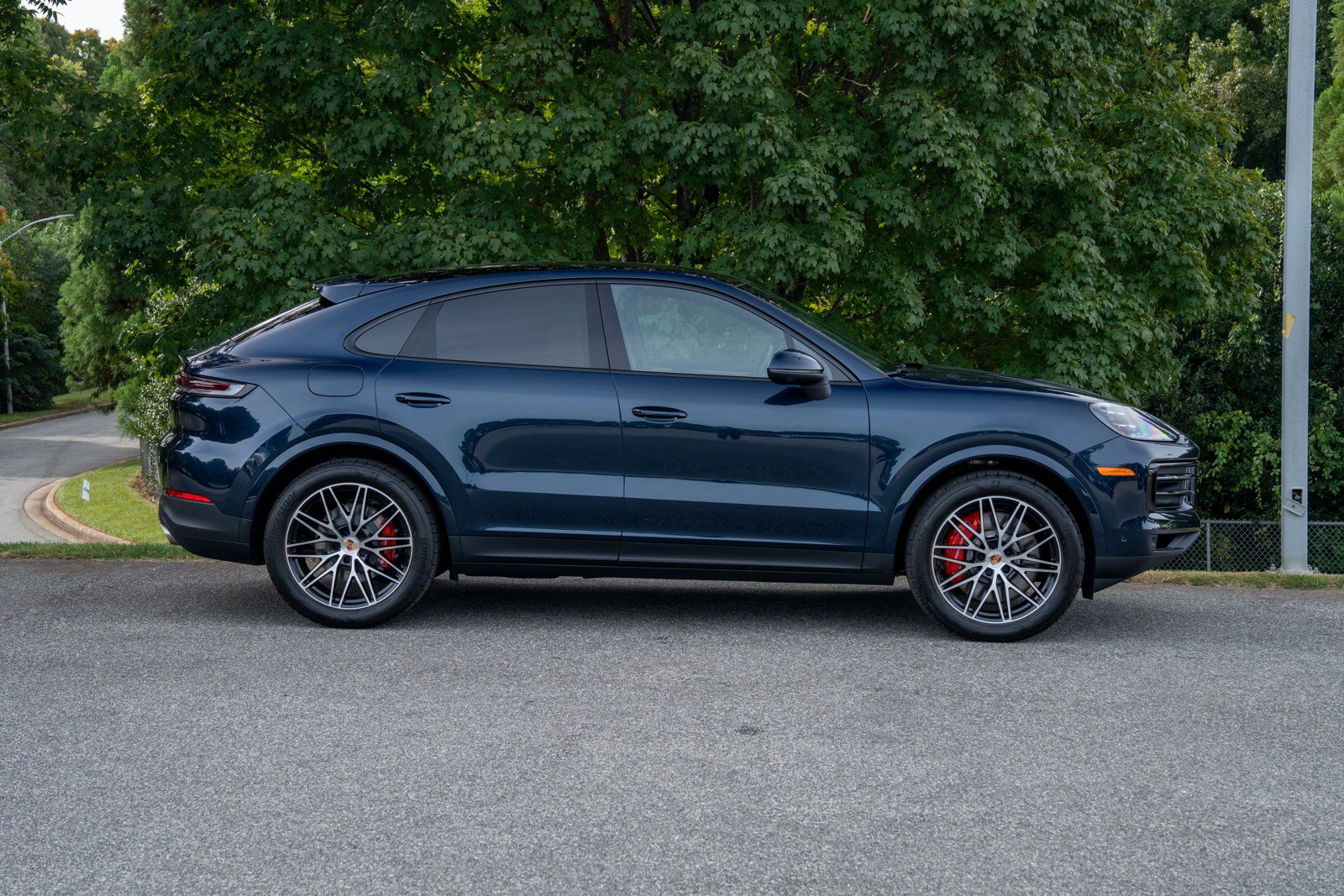 Certified 2026 Porsche Cayenne S AWD/4WD image 8