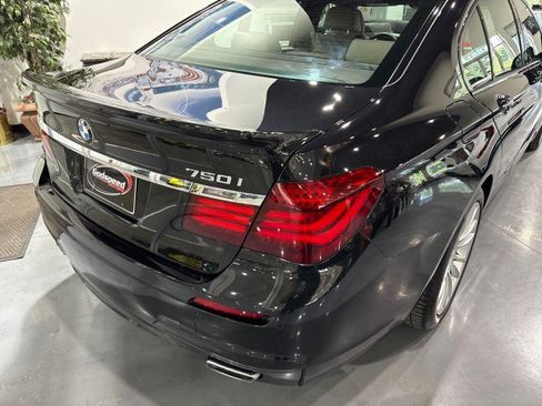 Used 2014 BMW 750i RWD image 43