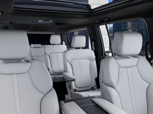 New 2026 Jeep Grand Wagoneer 2WD image 26