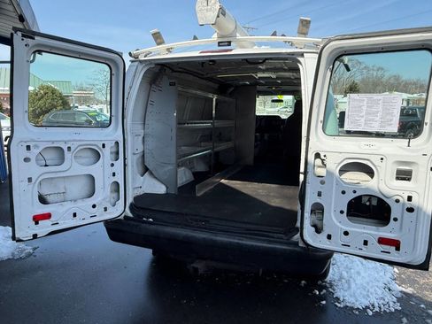 Used 2013 Ford E-250 and Econoline 250 E 250 3dr Cargo Van image 6