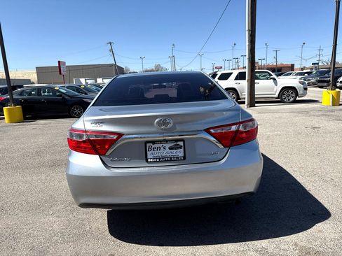 Used 2015 Toyota Camry LE image 7