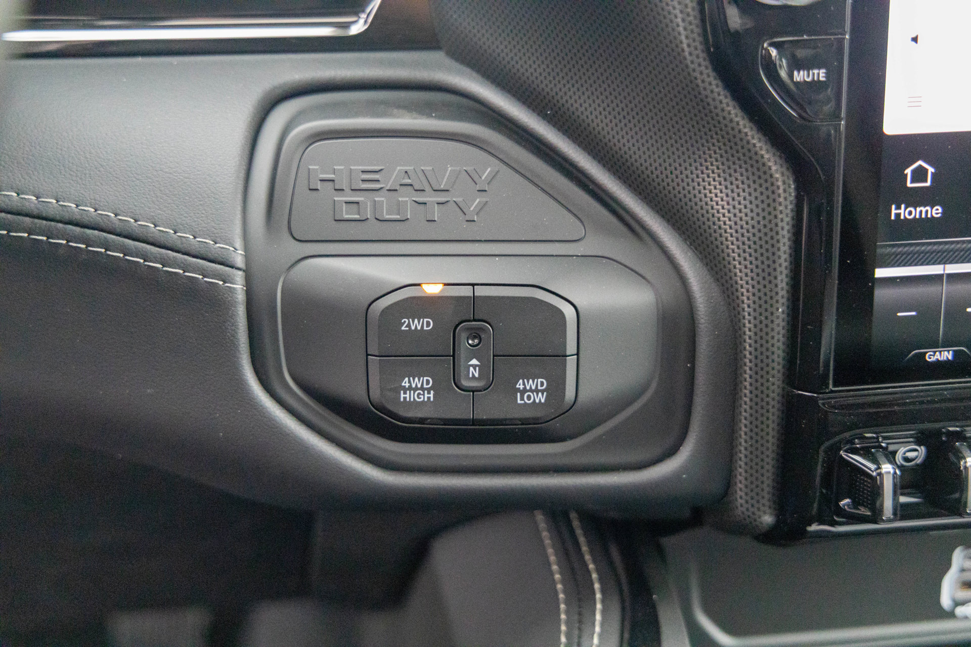 New 2026 RAM 3500 Limited AWD/4WD image 28