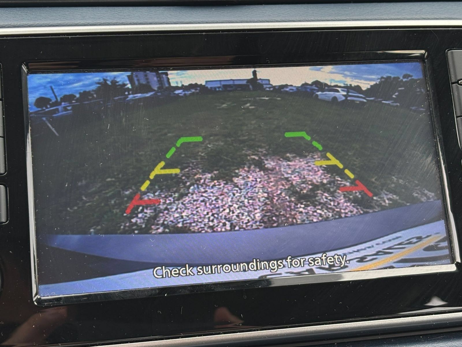 Used 2025 Nissan Versa SV FWD image 22