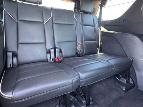 Used 2023 Cadillac Escalade Sport AWD/4WD image 17