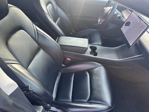 Used 2019 Tesla Model 3 Long Range image 10