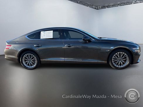 Used 2023 Genesis G80 2.5T image 3