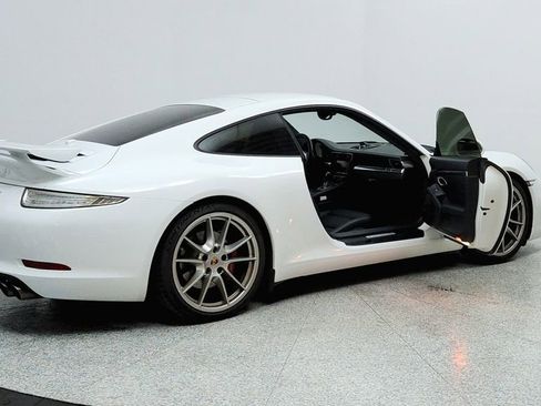 Used 2014 Porsche 911 Carrera S image 11