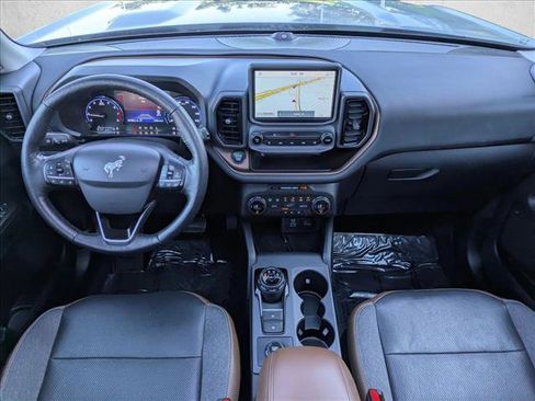 Used 2021 Ford Bronco Sport Outer Banks w/ Outer Banks Package image 18