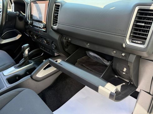 Used 2023 Nissan Frontier SV w/ SV Convenience Package AWD/4WD image 39