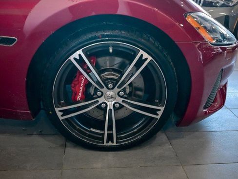 Used 2018 Maserati GranTurismo Convertible image 40
