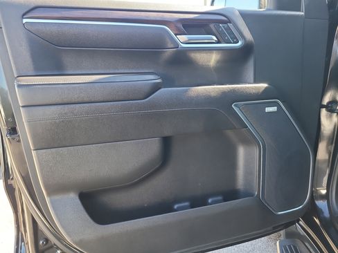 Used 2023 GMC Sierra 1500 SLT w/ SLT Premium Package image 15