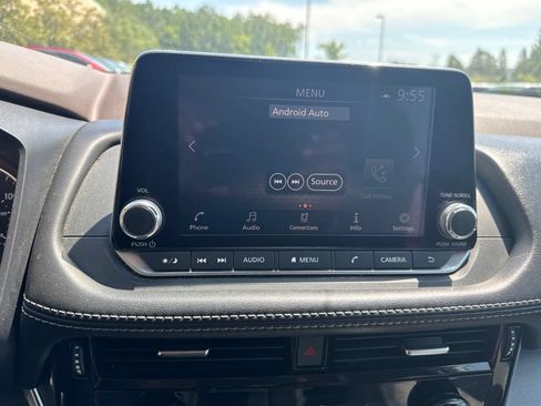Used 2021 Nissan Rogue SV FWD image 21