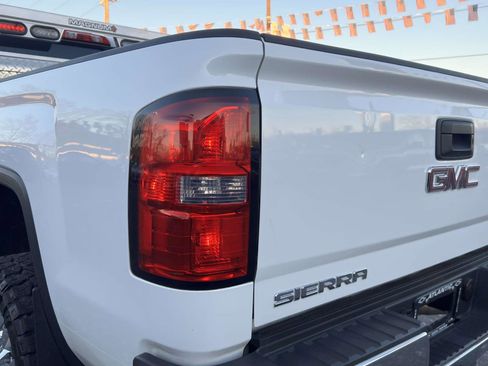 Used 2016 GMC Sierra 2500 4x4 Crew Cab w/ Sierra Convenience Package image 6