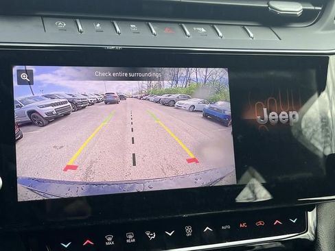 New 2026 Jeep Grand Cherokee L Limited w/ MOPAR Finishing Package AWD/4WD image 29