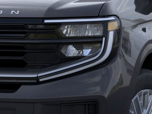 New 2026 Ford Expedition Platinum AWD/4WD image 18