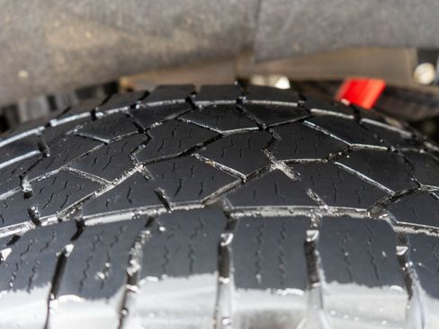 Used 2020 Chevrolet Silverado 3500 LTZ w/ LTZ Premium Package image 34