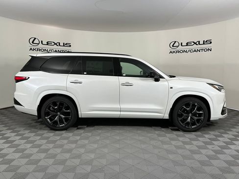 New 2026 Lexus TX 500h AWD image 5