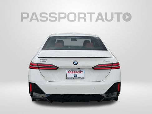 New 2027 BMW 530i xDrive w/ M Sport Package AWD/4WD image 5