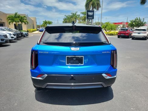 Used 2025 Cadillac Optiq Luxury 1 w/ LPO, Floor Liner Package AWD/4WD image 5