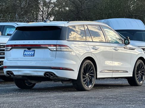 New 2026 Lincoln Aviator Reserve image 3