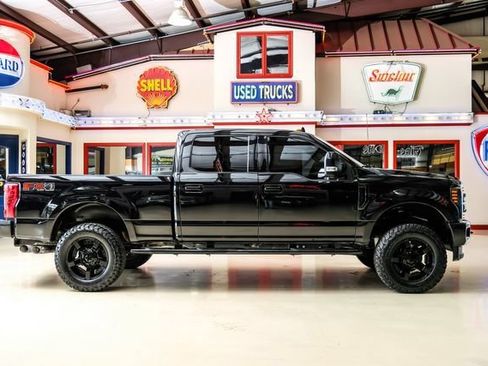 Used 2019 Ford F250 Lariat AWD/4WD image 9