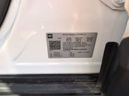 Used 2022 Chevrolet Traverse LT FWD image 11