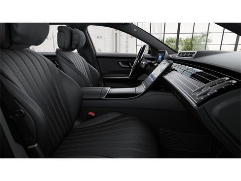 New 2026 Mercedes-Benz S 500 4MATIC image 4