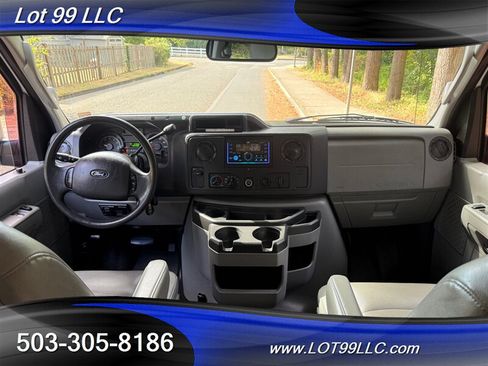 Used 2009 Ford E-350 and Econoline 350 Extended Super Duty RWD image 14