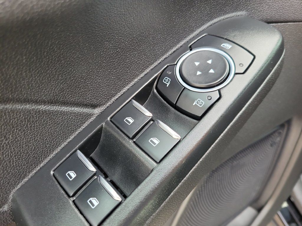 Used 2023 Ford Escape ST-Line w/ Tech Pack #1 FWD image 17