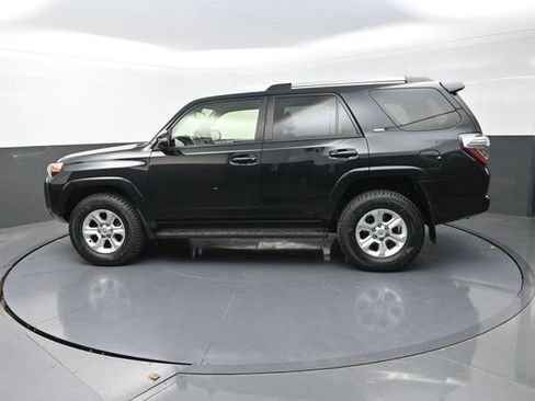 Used 2023 Toyota 4Runner SR5 Premium AWD/4WD image 4