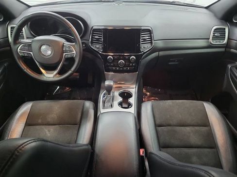Used 2019 Jeep Grand Cherokee Altitude RWD image 14