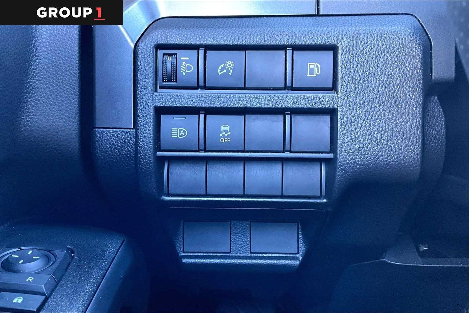 Certified 2026 Toyota 4Runner SR5 AWD/4WD image 35