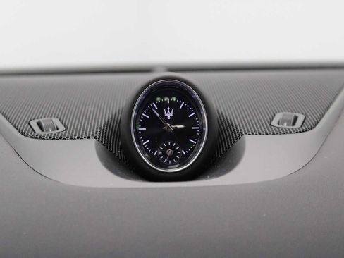 Used 2022 Maserati Levante GT image 26