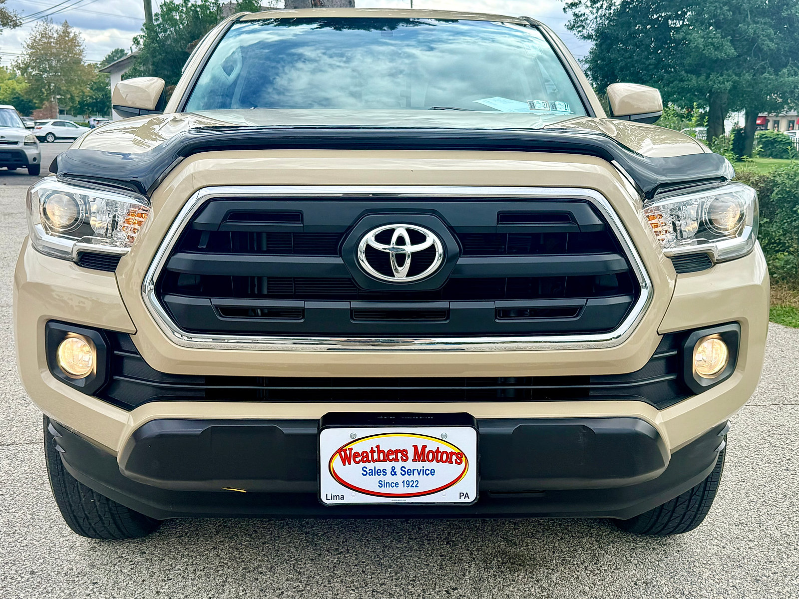 Used 2016 Toyota Tacoma SR5 w/ SR5 Appearance Package (SN) AWD/4WD image 12