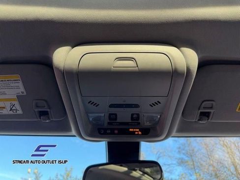 Used 2020 GMC Terrain SLT w/ Preferred Package image 26