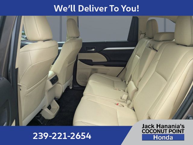 Used 2018 Toyota Highlander XLE FWD image 15