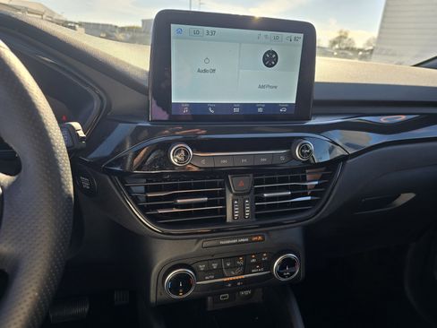 Used 2025 Ford Escape ST-Line image 13